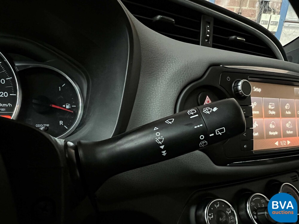 Toyota Yaris 1.3 VVT-i Trend Bi-Tone 99pk 2017, G-741-GF 