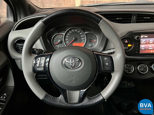 Toyota Yaris 1.3 2017 VVT-i Trend Bi-Tone 99 PS, G-741-GF.