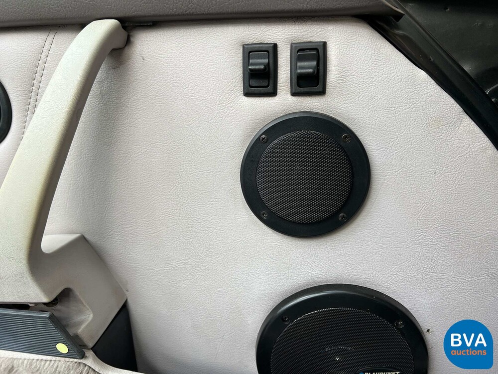 Porsche 964 Carrera 2 250PS 1992.