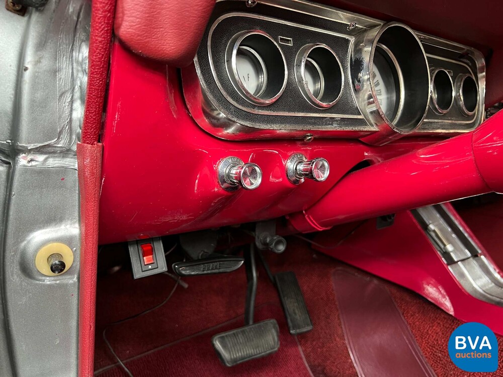 Ford Mustang 4.7 V8 200 PS 1965, DL-84-55.