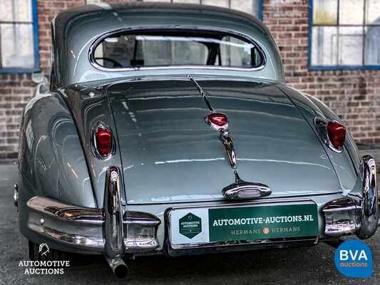 Jaguar XK140 Coupé mit festem Kopf FHC XK 140 1954, PM-28-45.