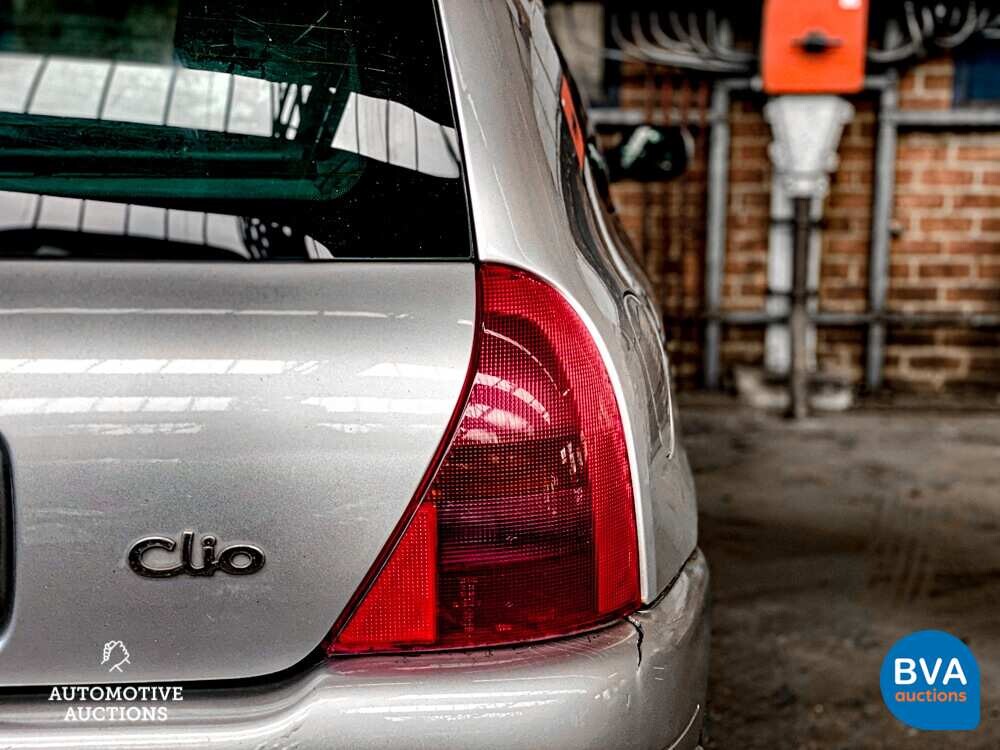 Renault Clio RS2.0 169PS 2000 -Org. NL-, 33-GB-HS.