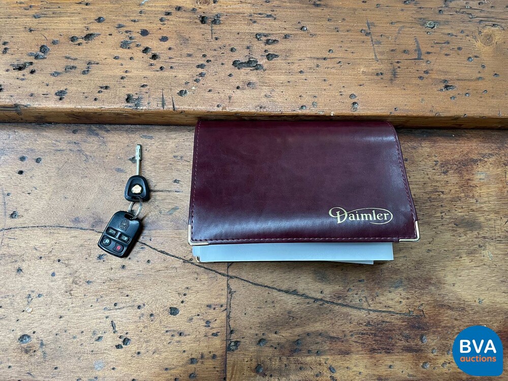 Daimler Super V8 Lang 370PS 2001.