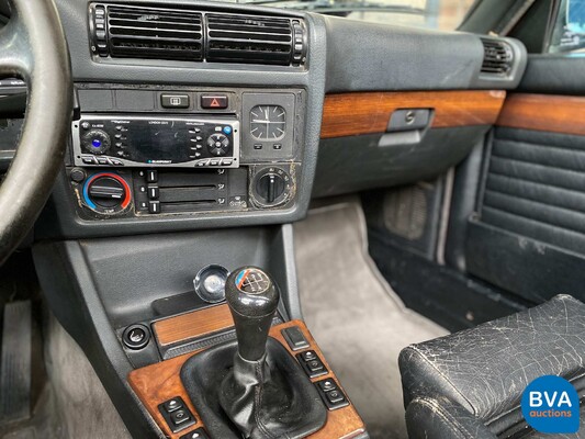 BMW 3-SERIES E30 318I CONVERTIBLE HARDTOP 113HP 1992.