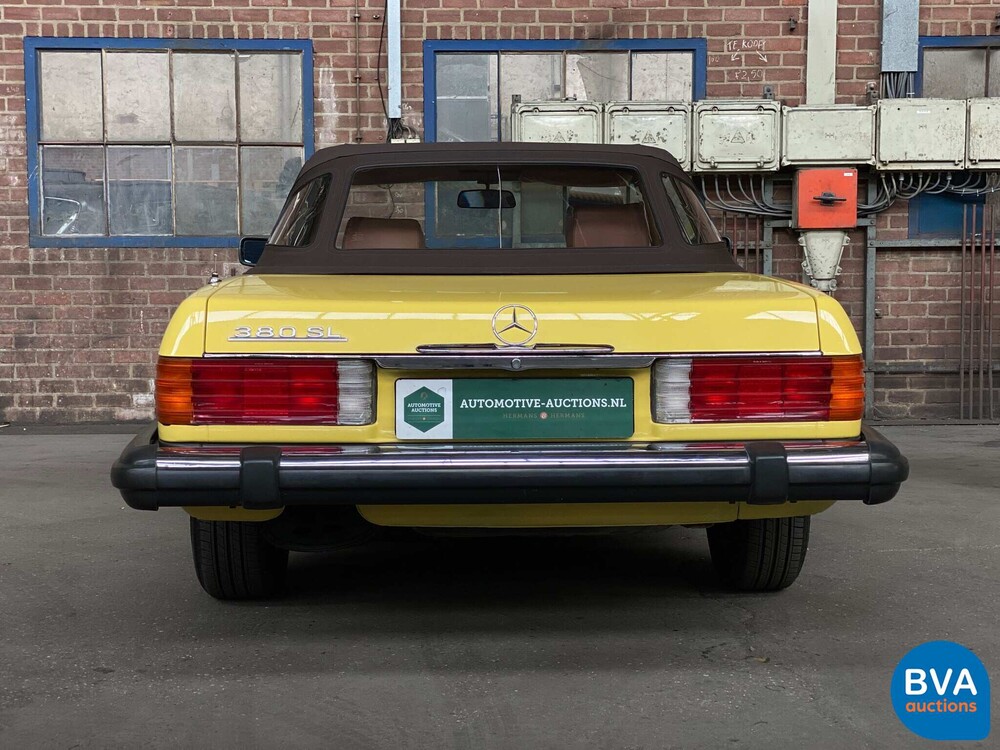 1982 Mercedes-Benz SL380 V8 Cabriolet 204 PS.