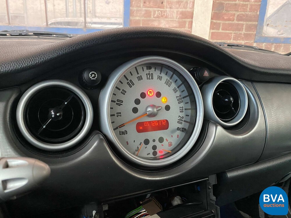 Mini Cooper S1.6 163 PS Rennstreckenwagen von 2003, 9-SBP-43.