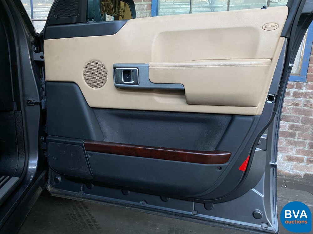 Land Rover Range Rover Vogue 4.4 V8 286 PS 2003, 49-ND-PZ.