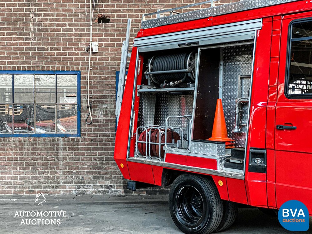 Mercedes-Benz 709D Feuerwehrauto 93PS 1988, BX-12-LK.