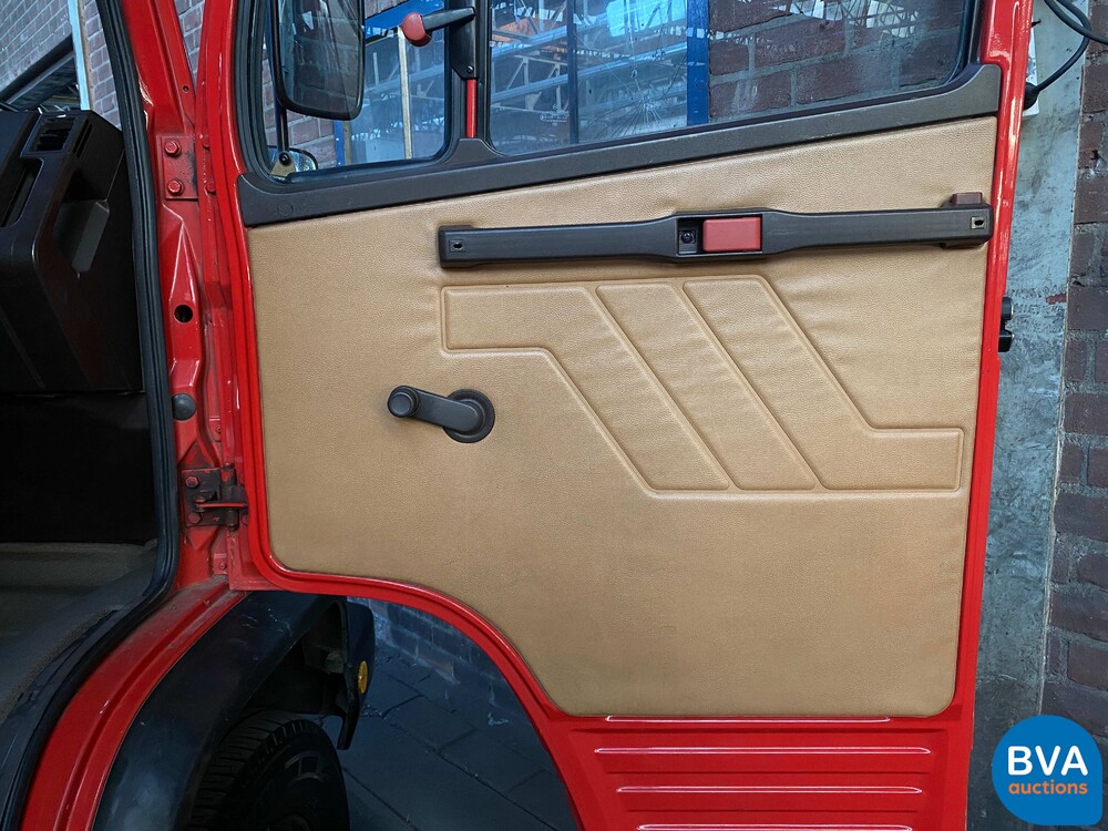 Mercedes-Benz 709D Feuerwehrauto 93PS 1988, BX-12-LK.