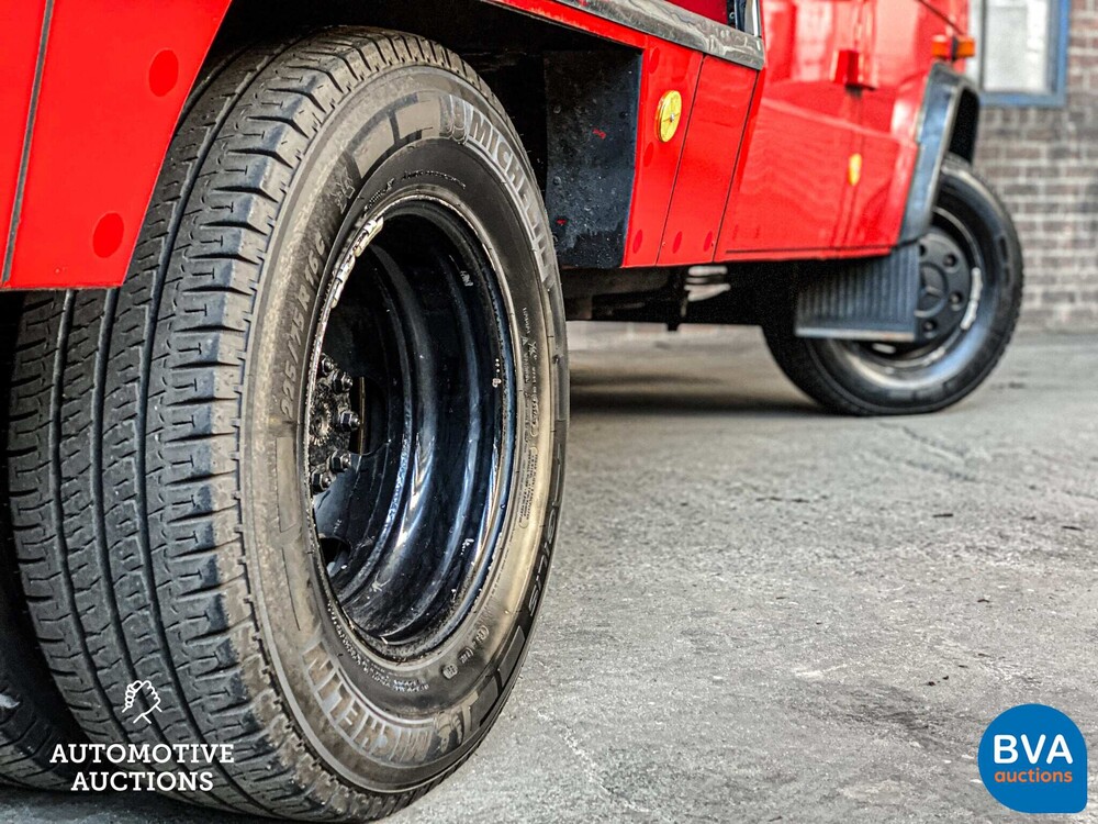 Mercedes-Benz 709D Feuerwehrauto 93PS 1988, BX-12-LK.