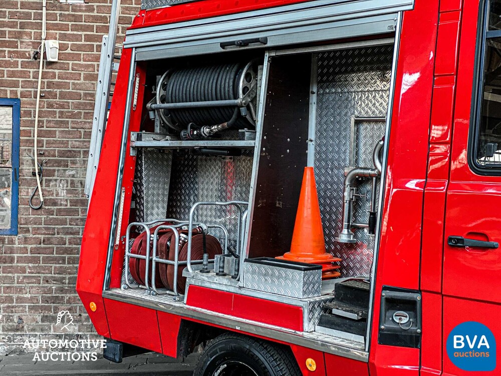Mercedes-Benz 709D Feuerwehrauto 93PS 1988, BX-12-LK.