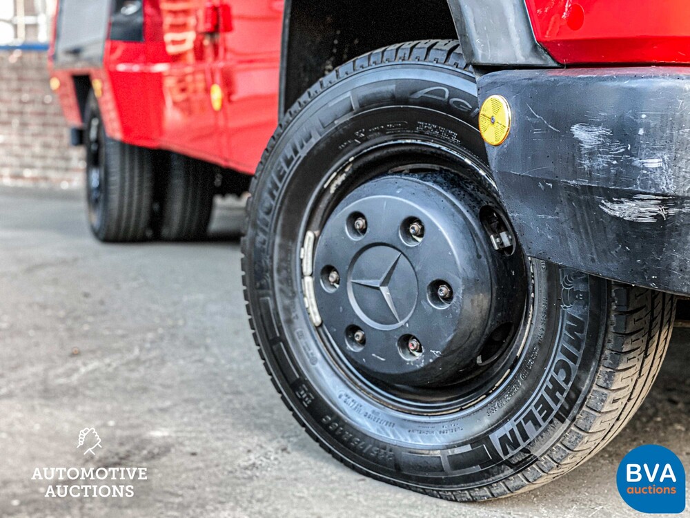 Mercedes-Benz 709D Feuerwehrauto 93PS 1988, BX-12-LK.