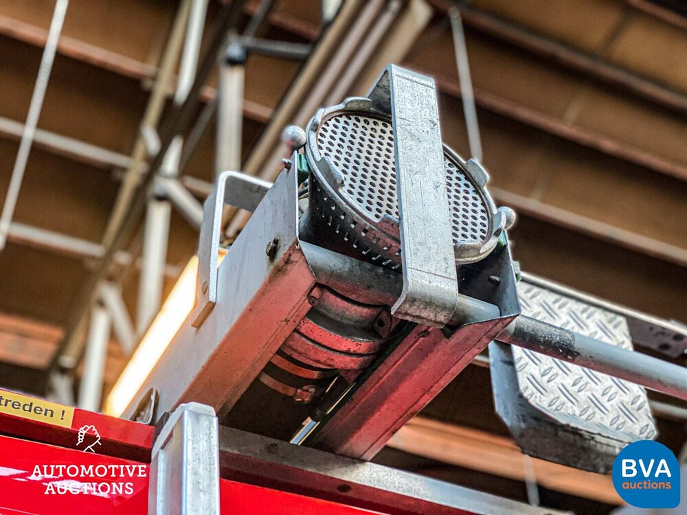 Mercedes-Benz 709D Feuerwehrauto 93PS 1988, BX-12-LK.