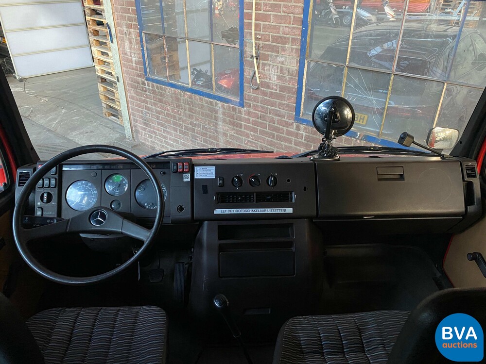 Mercedes-Benz 709D Feuerwehrauto 93PS 1988, BX-12-LK.