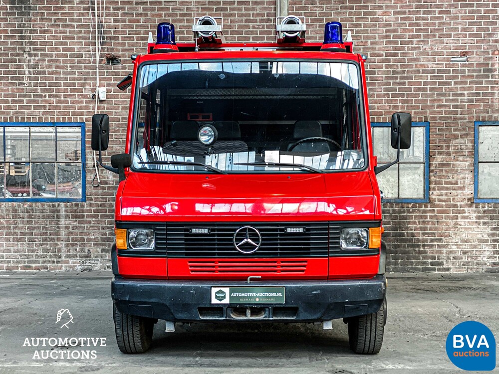 Mercedes-Benz 709D Feuerwehrauto 93PS 1988, BX-12-LK.