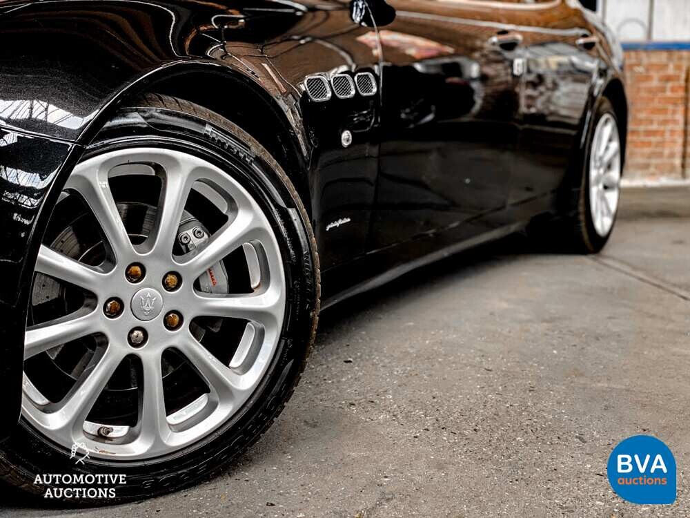 Maserati Quattroporte Executive GT4.2 V8 400PS 2006 -YOUNGTIMER-.