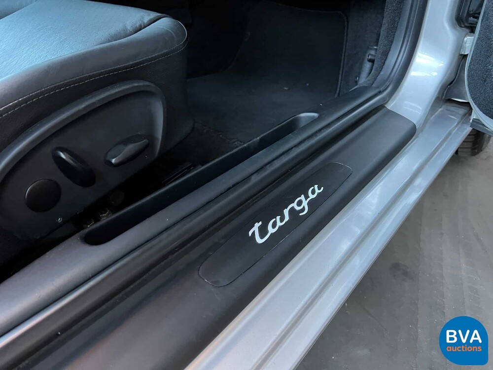 Porsche 911 996 Targa 3.6 320 PS 2002 -YOUNGTIMER-.