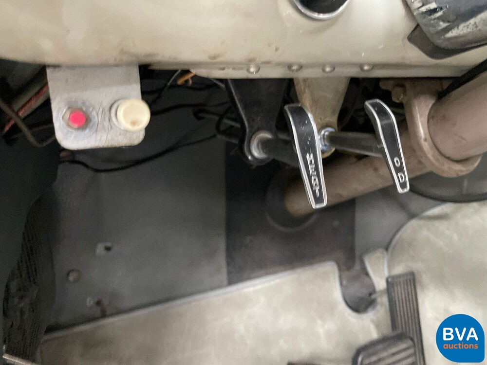 Studebaker Commander 4.2 V8 1955, SX-92-75.