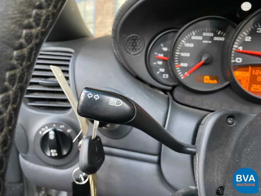 Porsche 911 996 Targa 3.6 320 PS 2002 -YOUNGTIMER-.