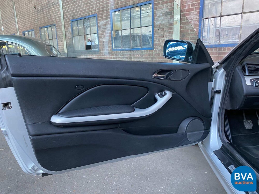 BMW 318Ci Executive 3er Cabriolet 143PS 2003 -Org. NL-, 04-LJ-KP.