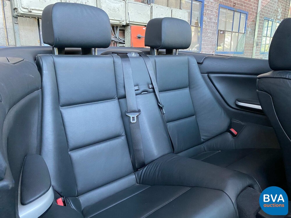 BMW 318Ci Executive 3er Cabriolet 143PS 2003 -Org. NL-, 04-LJ-KP.