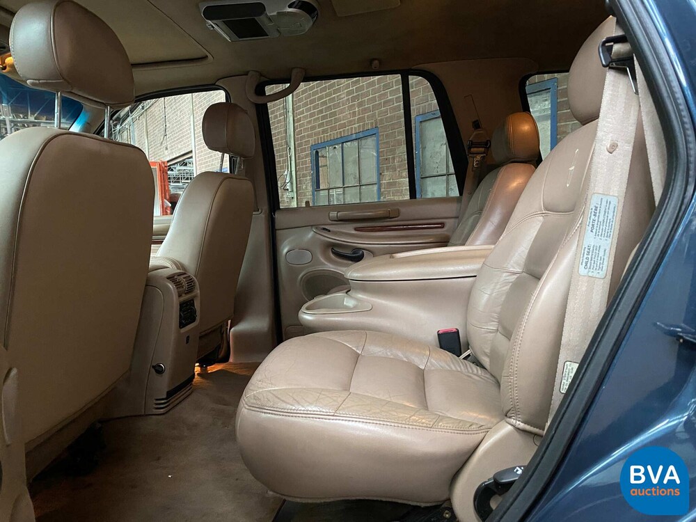 Lincoln Navigator 5.4 V8 230 PS 1999, 37-DT-TF.