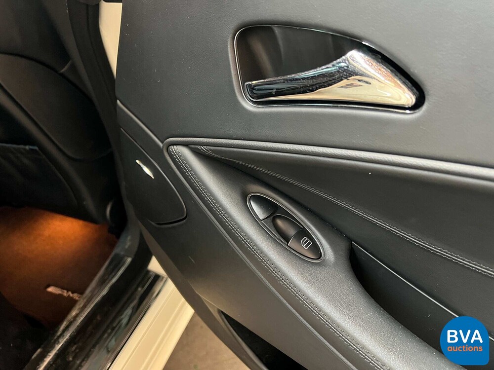 Mercedes-Benz CLS55 AMG V8 Kompressor 476pk 2005 -YOUNGTIMER-.