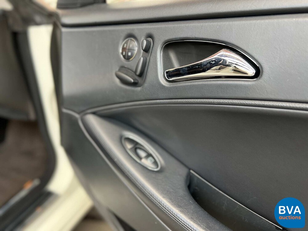 Mercedes-Benz CLS55 AMG V8 Kompressor 476pk 2005 -YOUNGTIMER-.