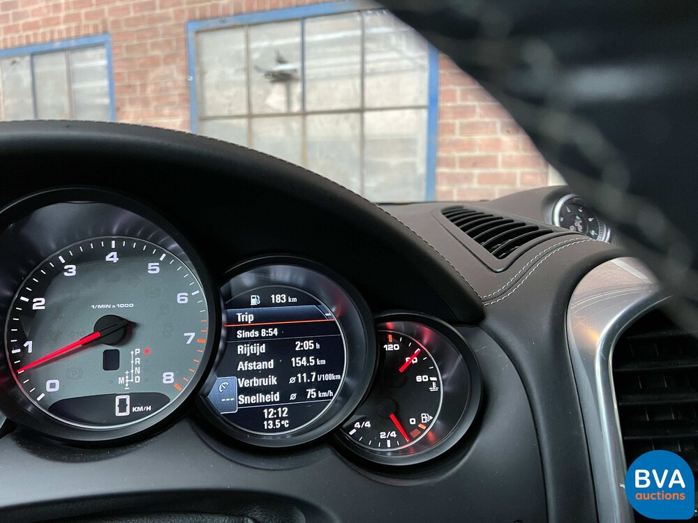 Porsche Cayenne S4.8 Sportchrono 400 PS 2013, JP-842-T.
