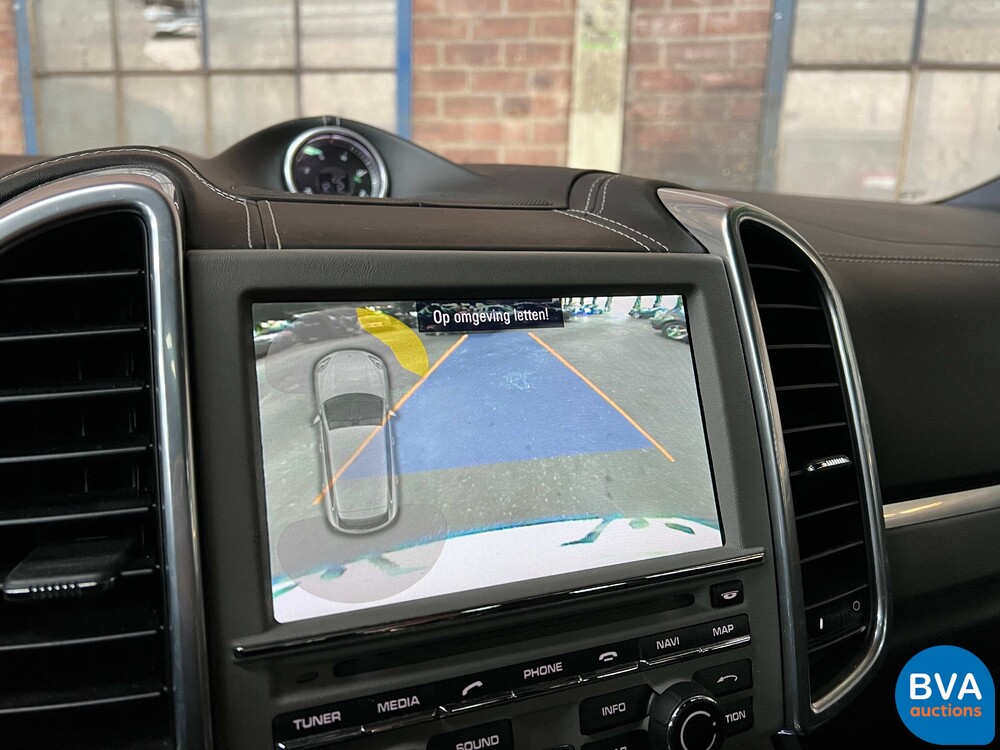 Porsche Cayenne S4.8 Sportchrono 400 PS 2013, JP-842-T.