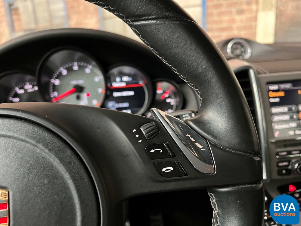 Porsche Cayenne S4.8 Sportchrono 400 PS 2013, JP-842-T.