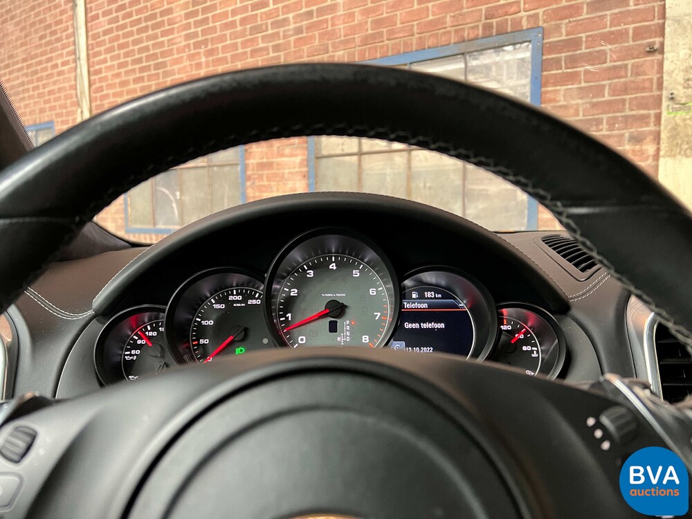 Porsche Cayenne S4.8 Sportchrono 400 PS 2013, JP-842-T.