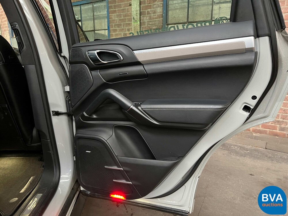 Porsche Cayenne S4.8 Sportchrono 400 PS 2013, JP-842-T.