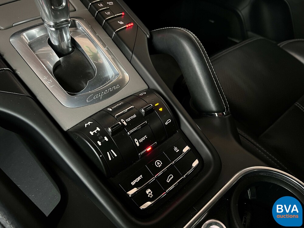 Porsche Cayenne S4.8 Sportchrono 400 PS 2013, JP-842-T.