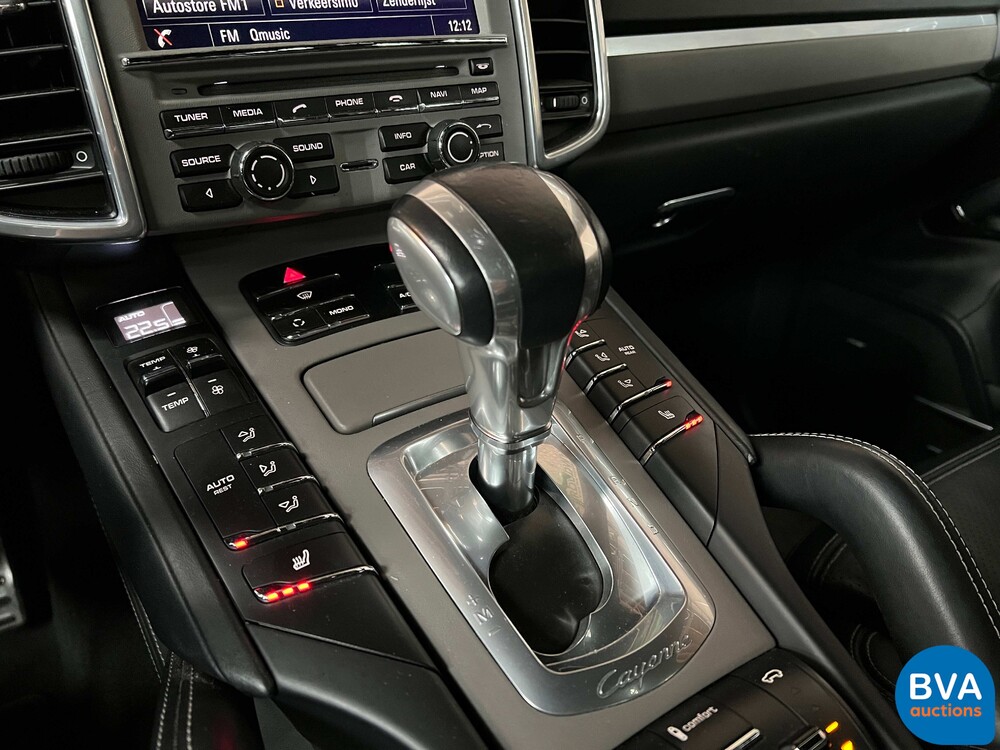 Porsche Cayenne S4.8 Sportchrono 400 PS 2013, JP-842-T.