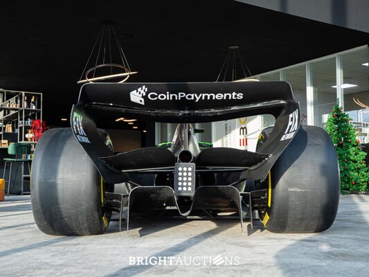 Stake F1 Team KICK Sauber Showcar 1:1 Scale