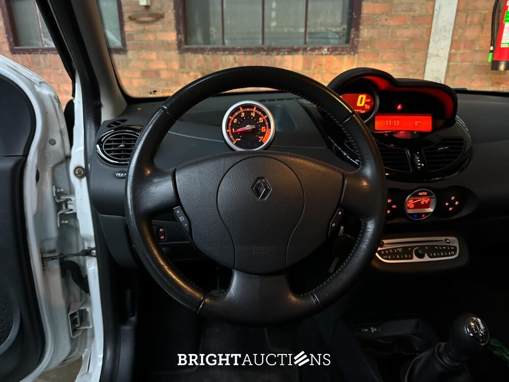 Renault Twingo 1.2 75pk Dynamique 2012, 36-TRP-6