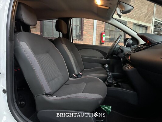 Renault Twingo 1.2 75pk Dynamique 2012, 36-TRP-6
