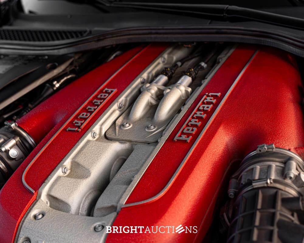 Ferrari 812 Superfast 6.5 V12 HELE 796pk -CARBON- 2022 (GARANTIE)