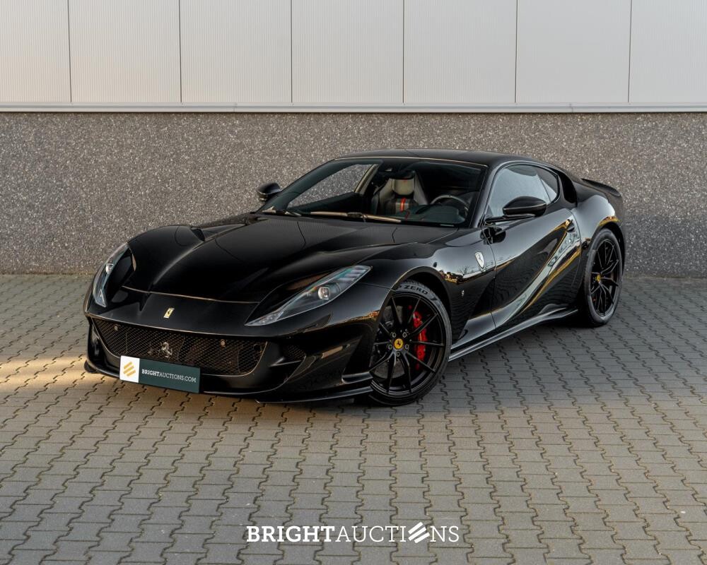 Ferrari 812 Superfast 6.5 V12 HELE 796pk -CARBON- 2022 (GARANTIE)