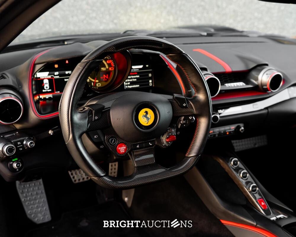 Ferrari 812 Superfast 6.5 V12 HELE 796pk -CARBON- 2022 (GARANTIE)