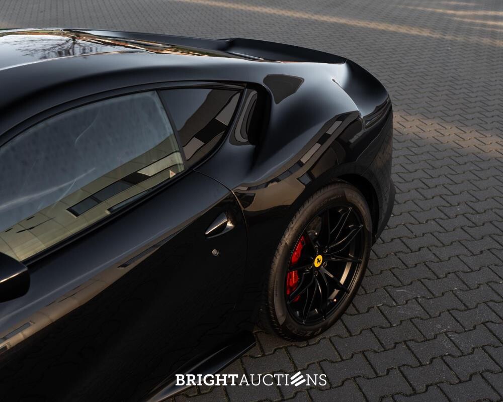 Ferrari 812 Superfast 6.5 V12 HELE 796pk -CARBON- 2022 (GARANTIE)