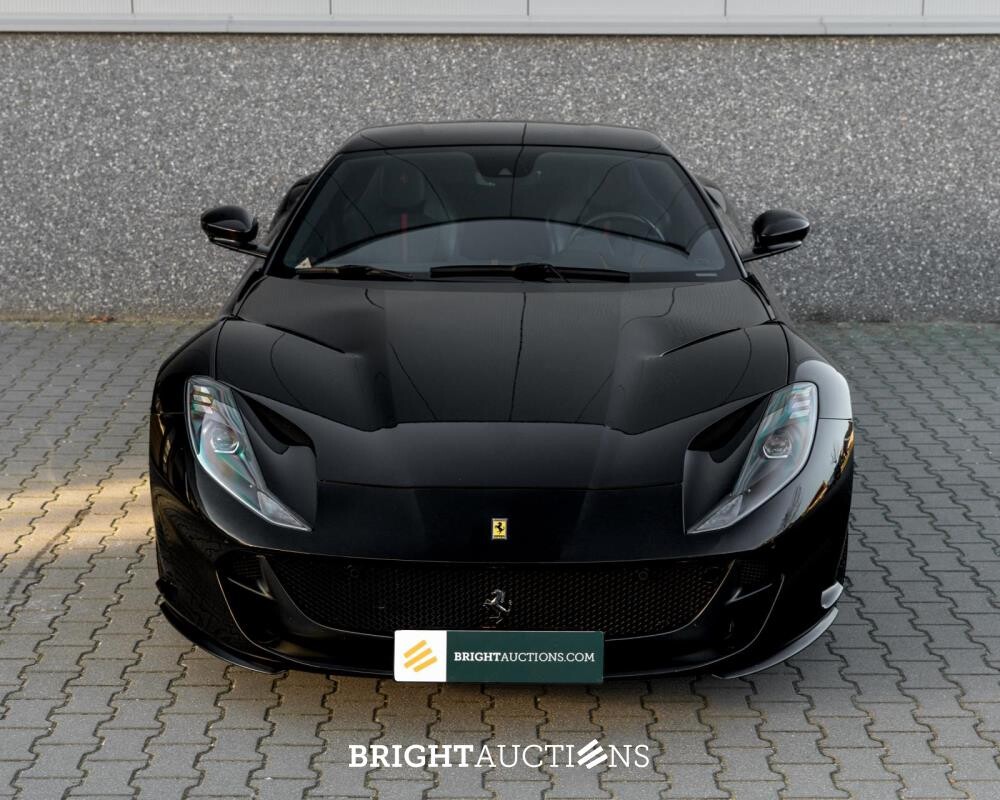 Ferrari 812 Superfast 6.5 V12 HELE 796pk -CARBON- 2022 (GARANTIE)