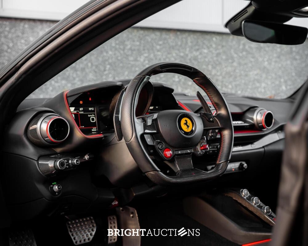 Ferrari 812 Superfast 6.5 V12 HELE 796pk -CARBON- 2022 (GARANTIE)