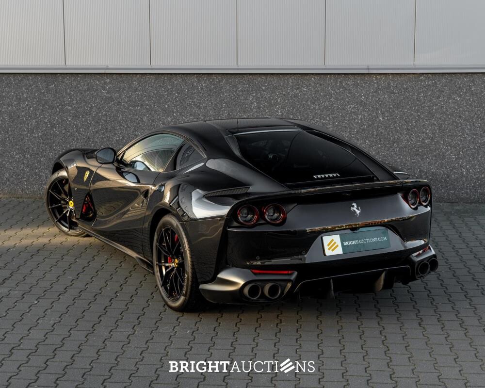 Ferrari 812 Superfast 6.5 V12 HELE 796pk -CARBON- 2022 (GARANTIE)
