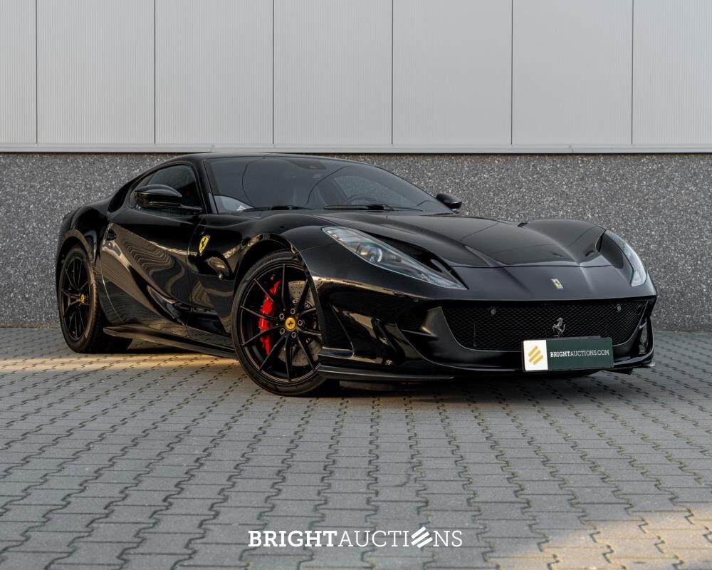 Ferrari 812 Superfast 6.5 V12 HELE 796pk -CARBON- 2022 (GARANTIE)
