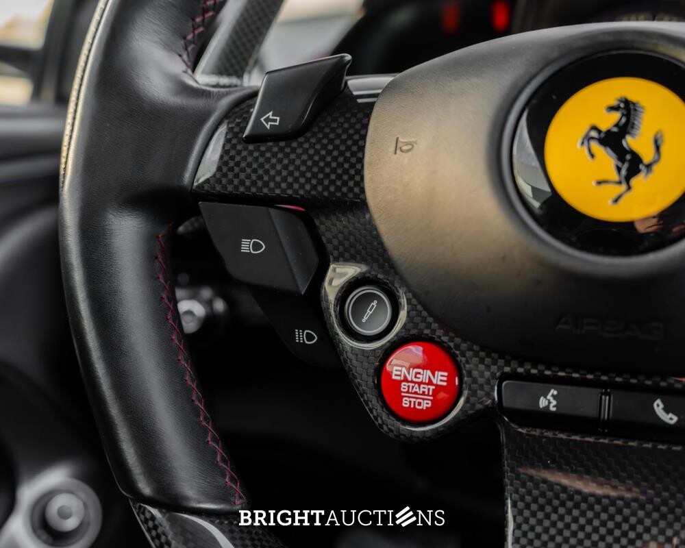 Ferrari 812 Superfast 6.5 V12 HELE 796pk -CARBON- 2022 (GARANTIE)