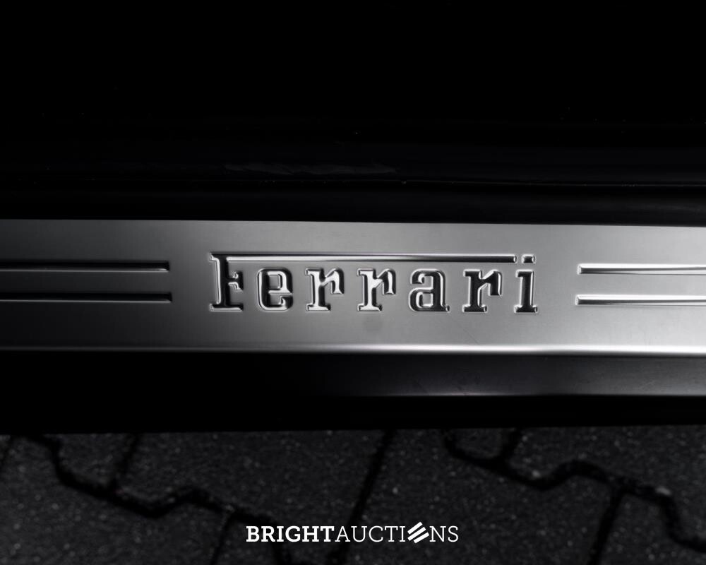 Ferrari 812 Superfast 6.5 V12 HELE 796pk -CARBON- 2022 (GARANTIE)