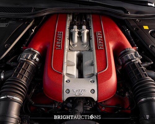 Ferrari 812 Superfast 6.5 V12 HELE 796pk -CARBON- 2022 (GARANTIE)