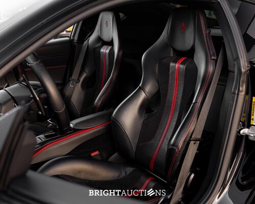 Ferrari 812 Superfast 6.5 V12 HELE 796pk -CARBON- 2022 (GARANTIE)